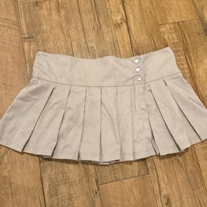 NWT pleated Mini Skirt